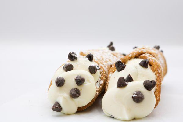 Livoti's Famous Cannolis