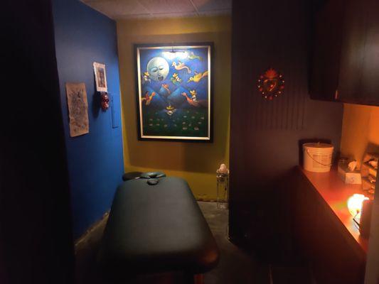 Massage/manual therapy room