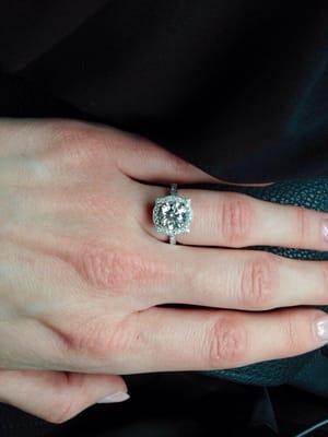 My beautiful engagement ring :)