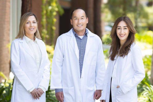 Welcome to Goshayeshi Family and Cosmetic Dentistry, the South Bay dental practice of Dr. Azadeh and Bahareh Goshayeshi.