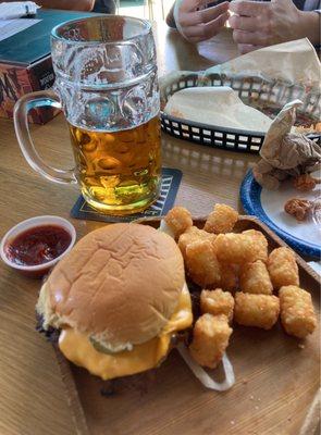 Smash burger, tots, and festbier.