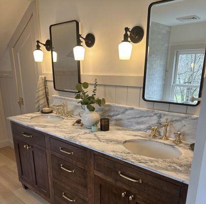 Master bathroom remodel in an old farmhouse that needed a refresh! So charming.