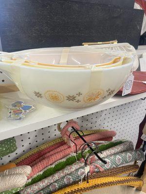 Pyrex set 1960s