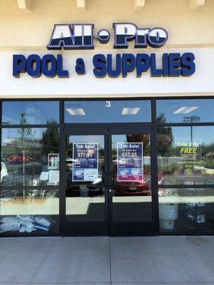 All Pro Custom Pool & Supplies Store Front.