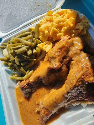 Smothered turkey plate