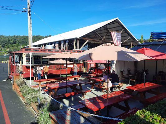 Outdoor eating area