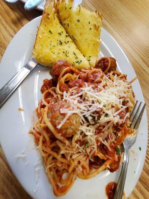 Half order spaghetti with meatballs