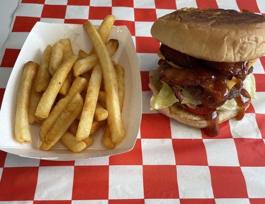 BBQ Smokehouse Burger.  It's a Cheeseburger topped with Ham and BBQ Sauce!!