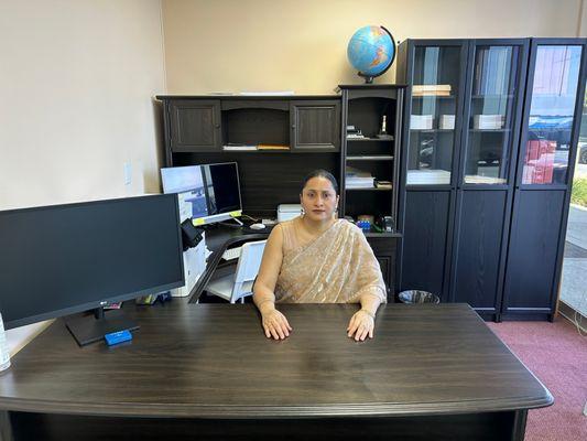 Sonia Surajbansi, Office Manager