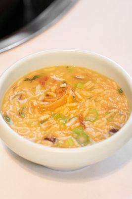 stewed chicken with fish maw abalone and crisp rice