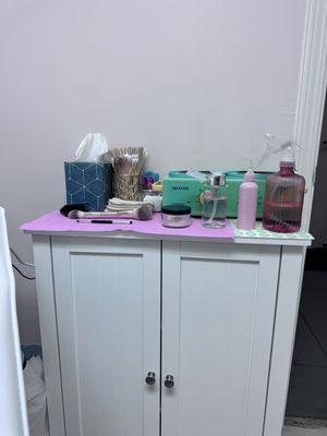 Waxing Supply Station