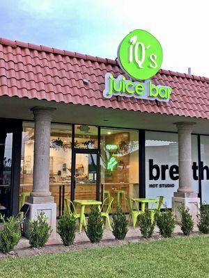 IQ's juice bar at North Park Plaza