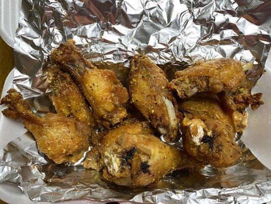 Lemon Pepper Wings, are there 10? I think not!