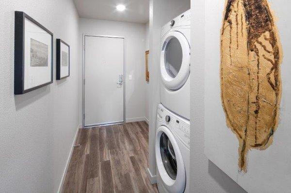 washer and dryer included