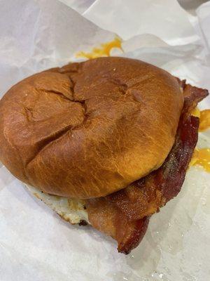 Breakfast sandwich with bacon