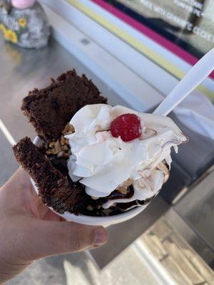 Brownie deluxe.