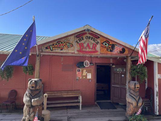 Cool dive bar in Hoonah