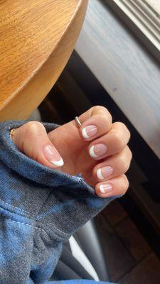 gel french tip on my natural nails!