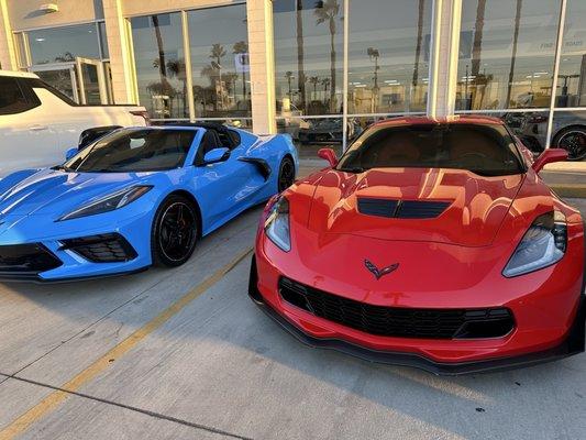 Trade in the Red Z07 performance package for the 2024 Blue Rapid Corvette