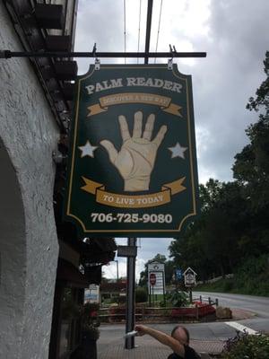 A phenomenal psychic in the town of Helen Georgia a wonderful retreat a must go to when visiting the city of Alpine Helen Georgia