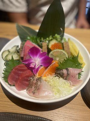 Sashimi plate