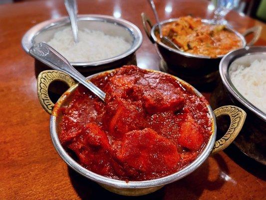 Close-Up Lamb Vindaloo