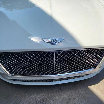 Bently exterior detail