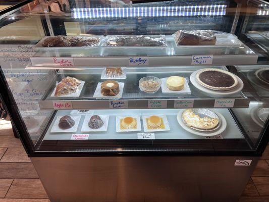 Dessert display