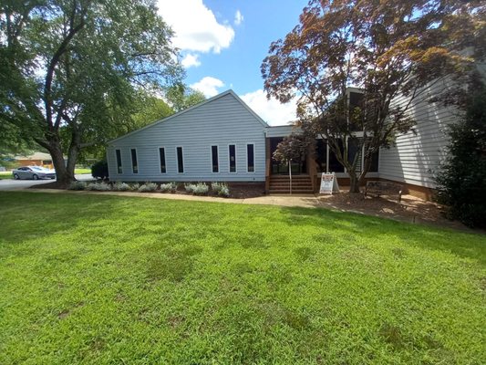 Front of business rental; Old Towne Road Location