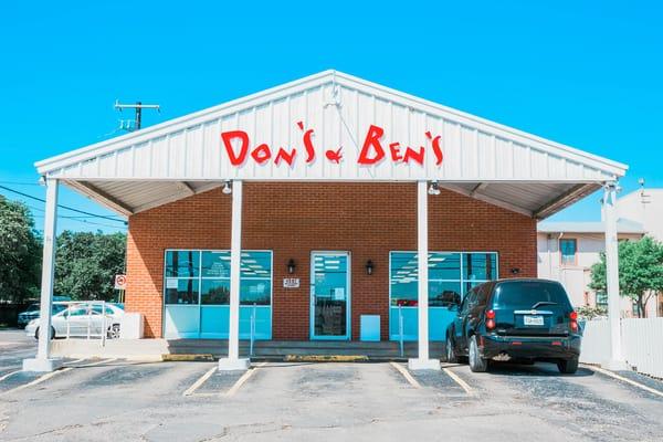 Don's & Ben's Liquor Barn