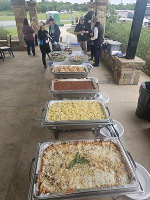 Are pasta bar with five cheese ziti for folly and Bolognese and fresh garlic rolls