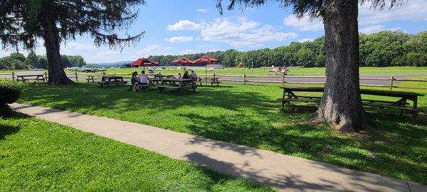 Outside dining area available to watch airport activity.