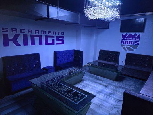 BOSS 5 STAR LOUNGE