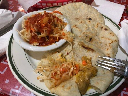 Pupusas de chicharrón con queso