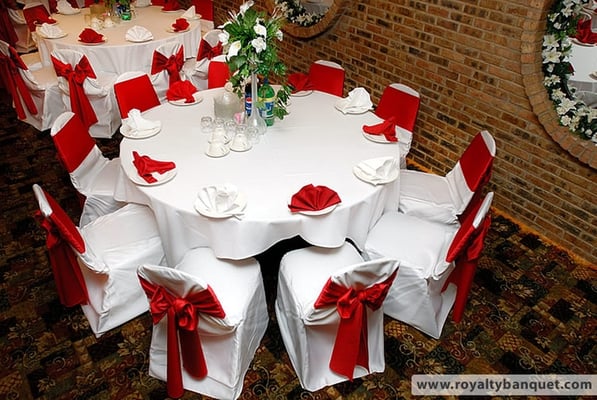 Banquet Hall for weddings, christenings, cotillions / Quinceaneras, first communion,  a birthday party, sweet 16, showers in Chicago IL.