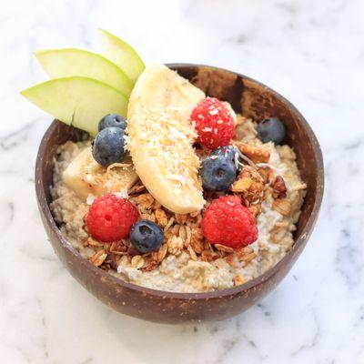 Coconut apple overnight oats