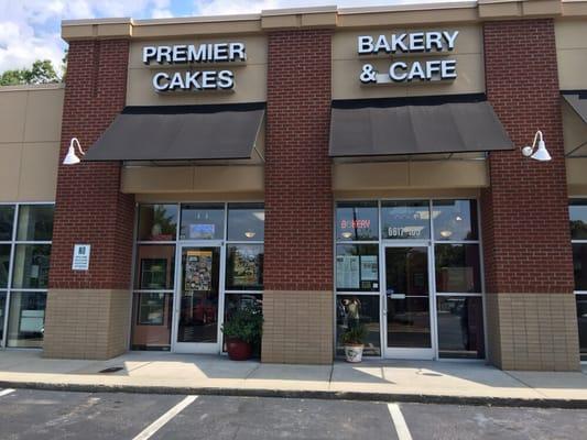 Premier Cakes storefront.