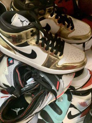 Shoes, sneakers, Nikes, Jordans, AirMax, Adidas, Brooks