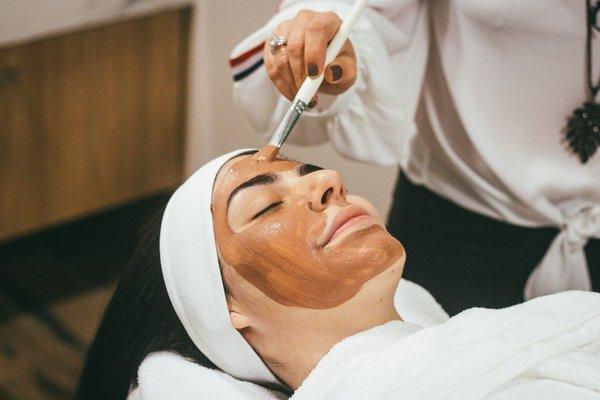 Enter a world of relaxation and rejuvenation at The Lotus Center Spa. Call us today for our latest offers on facials: 334-0445