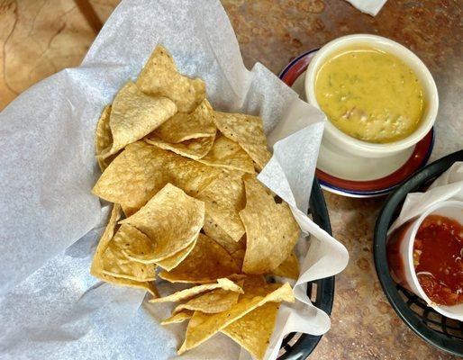 Chips and Queso