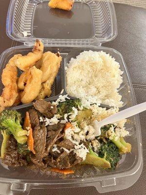 Beef G7. Beef with Broccoli and Fried Shrimp Dinner