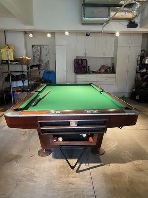 Pool table billiard tables