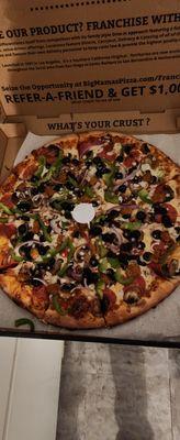 Deluxe large pizza