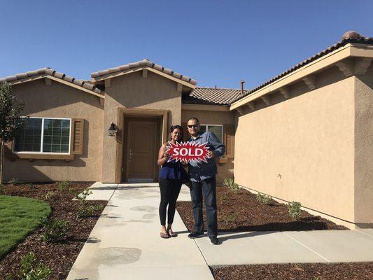 It was our pleasure to represent this couple in the purchase of their brand new home! Team Goss