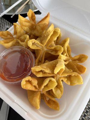 6 Crab Rangoon