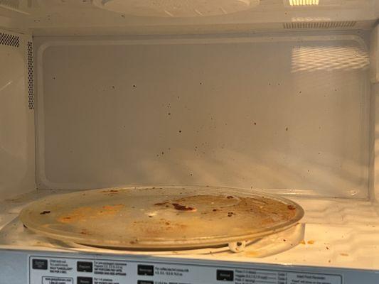 Microwave on the day of move in