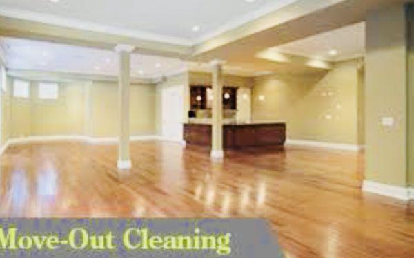 Moscoso Moving and cleaning service.