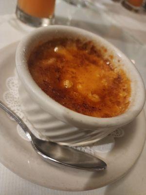 Creme brulee with the FANTASIC sugar topping