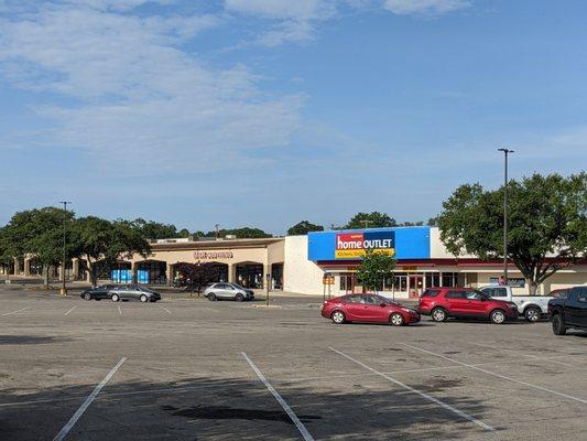 Cross Creek Square, Tallahassee