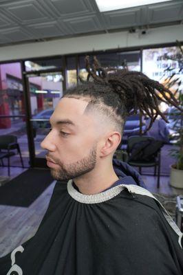 this is a high fade with a nice line up